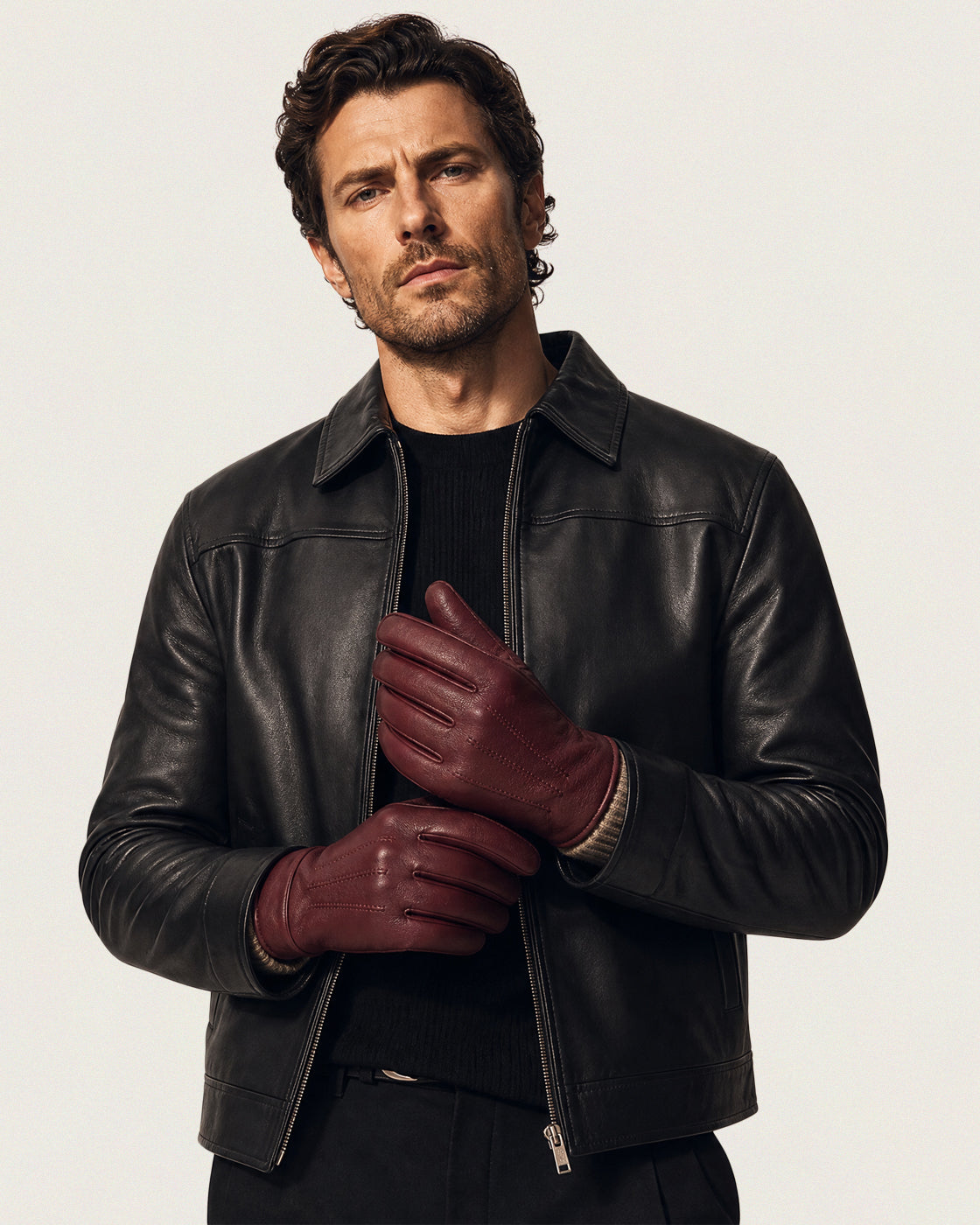 Leather gloves with cashmere lining