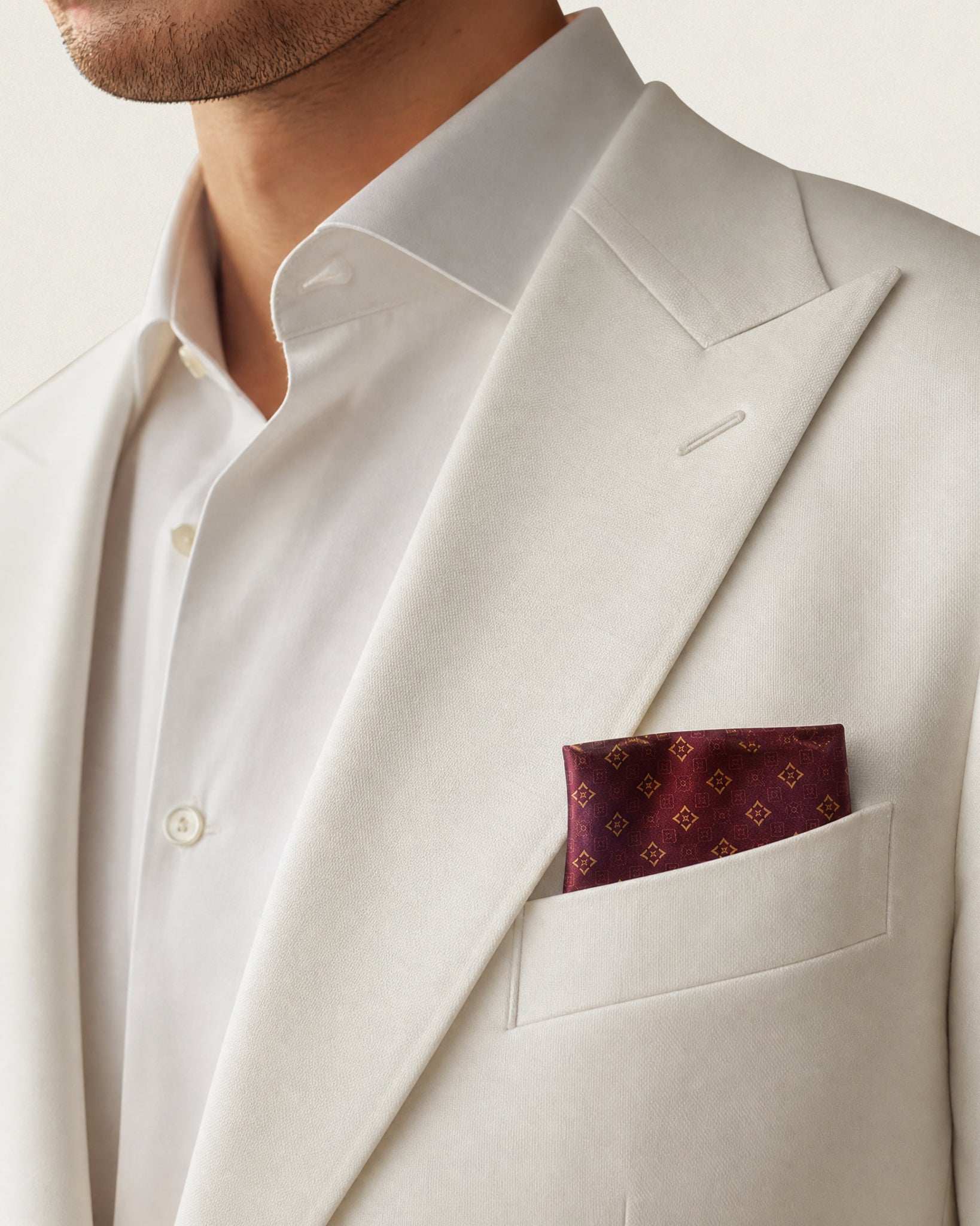 Silk pocket square with pattern