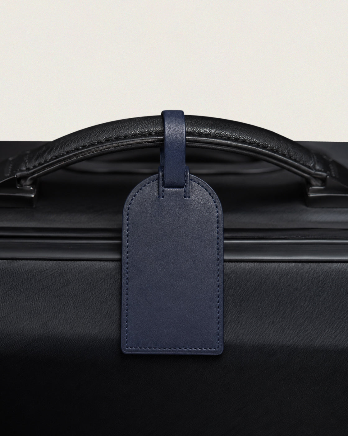 Leather luggage tag