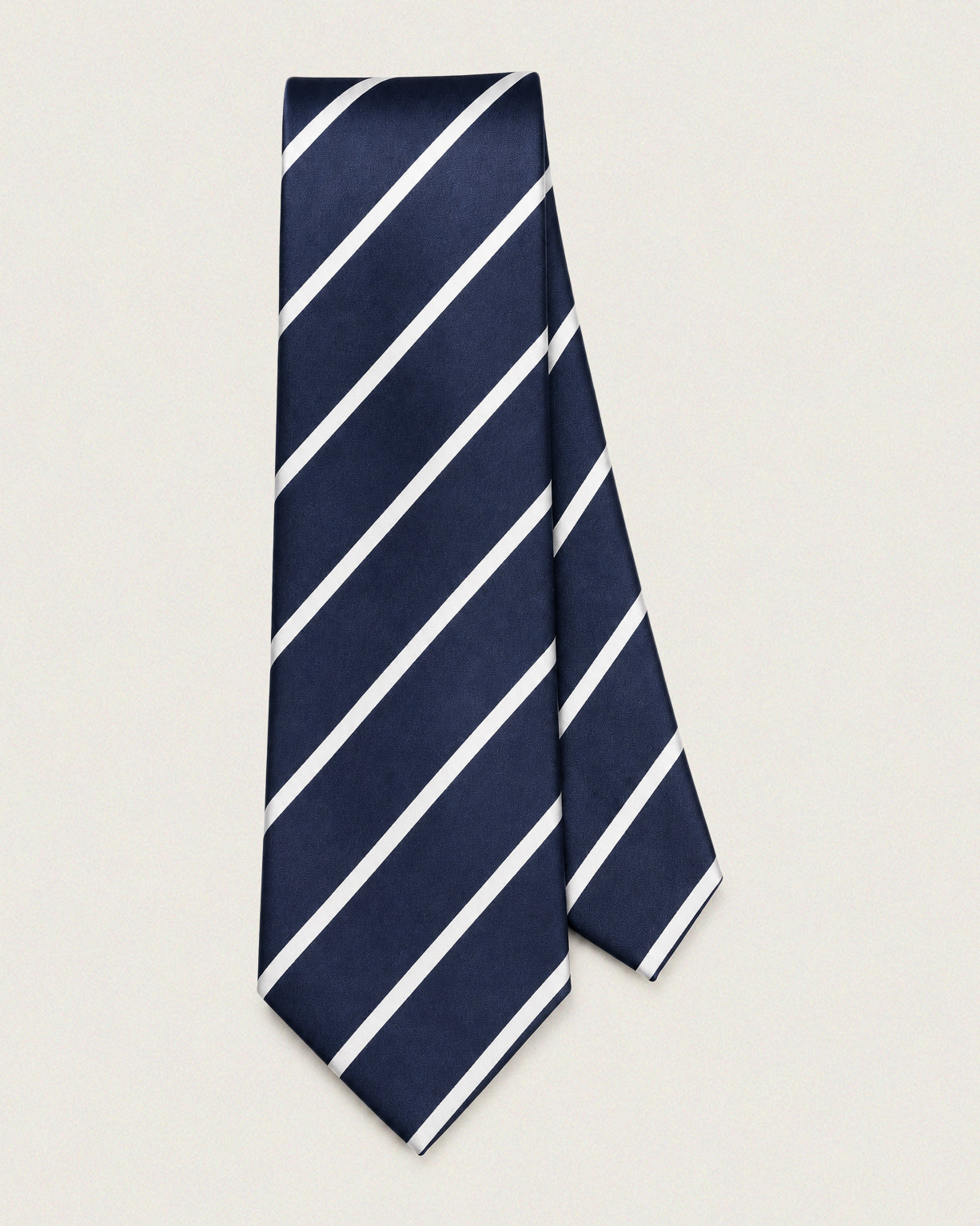 Silk necktie
